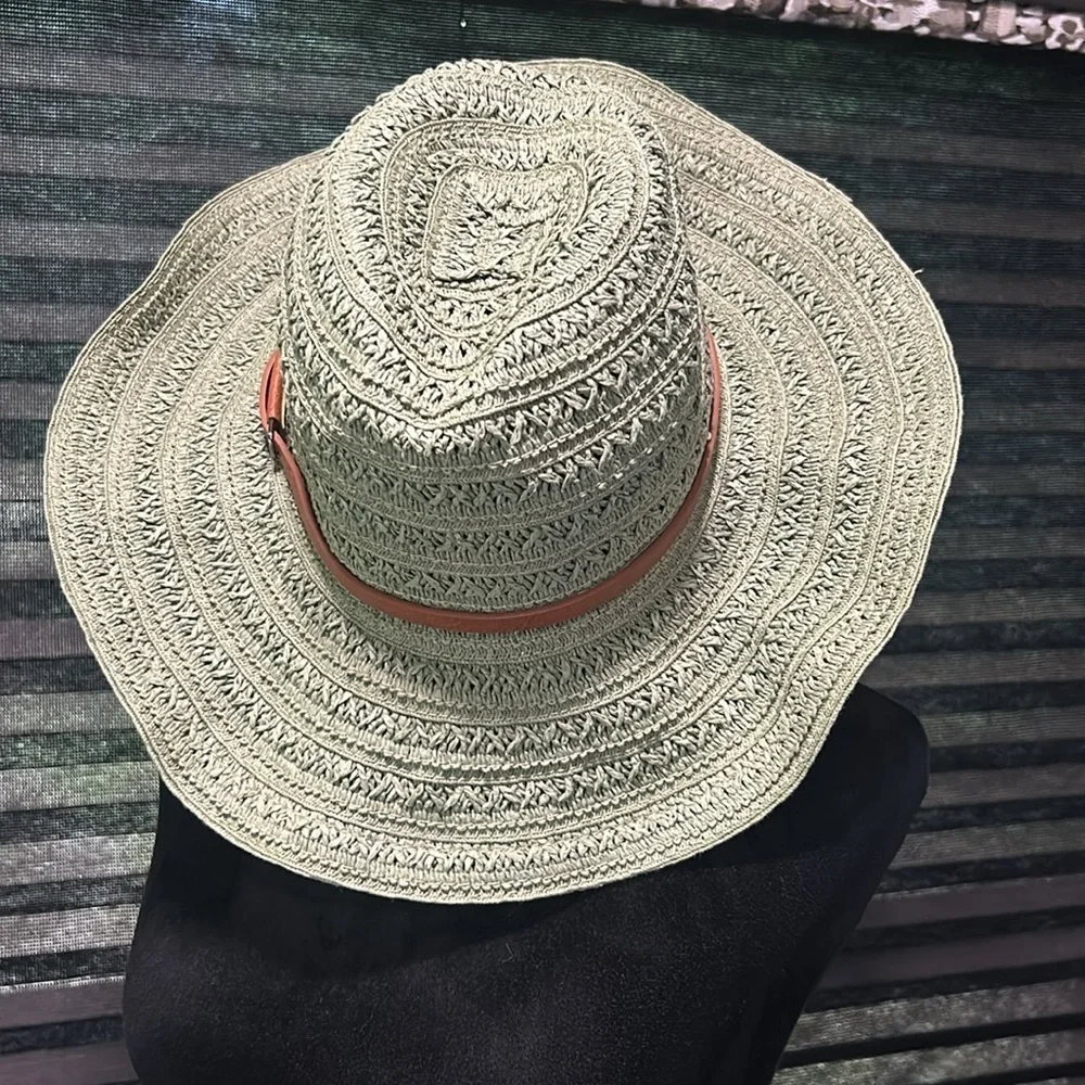Vince Camuto Women’s‎ Green Open Weave Cowgirl Hat w Brown Band OS